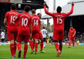 Дэниел Старридж празднует гол в ворота «Фулхэма» (c) LiverpoolFC.com